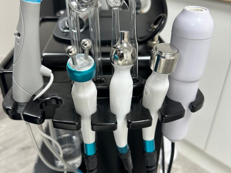 Hydra Dermabrasion Device